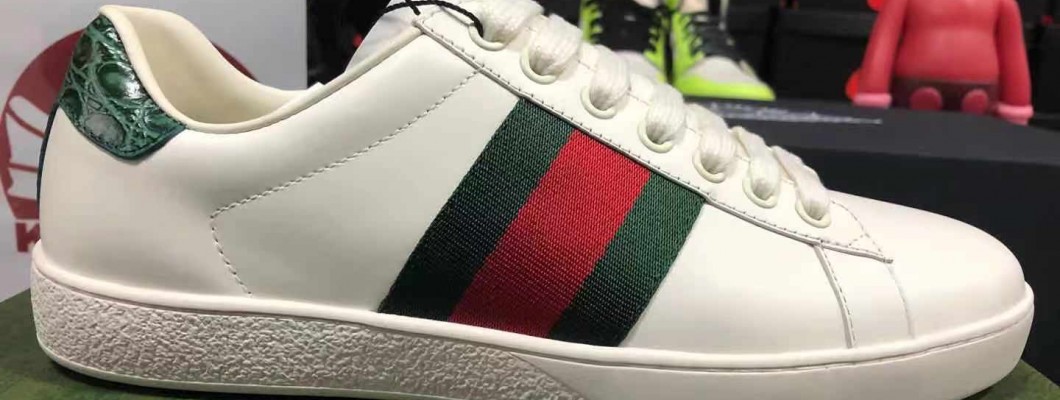 Custom Made GUCCI low-top white shoes Kickbulk Sneaker Camera photos Custom Made GUCCI low-top white shoes Kickbulk Sneaker Camera photos