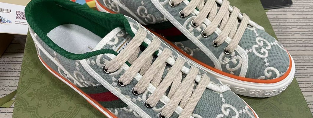 Gucci Light Blue double G sneakers 553385 DOPEO 1977 Kickbulk Sneaker shoes reviews Gucci Light Blue double G sneakers 553385 DOPEO 1977 Kickbulk Sneaker shoes reviews