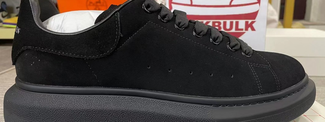 Alexander McQueen Sneaker Black Kickbulk Sneaker shoes reviews camera photos Alexander McQueen Sneaker Black Kickbulk Sneaker shoes reviews camera photos