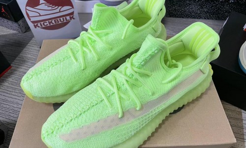 Yeezy Boost 350 V2 'Glow In The Dark' Green EG5293 Kickbulk with shoes reviews