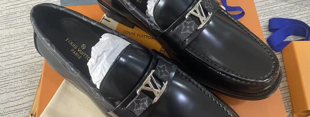 LV Leather shoes Kickbulk sneaker retail wholesale Free shipping reviews