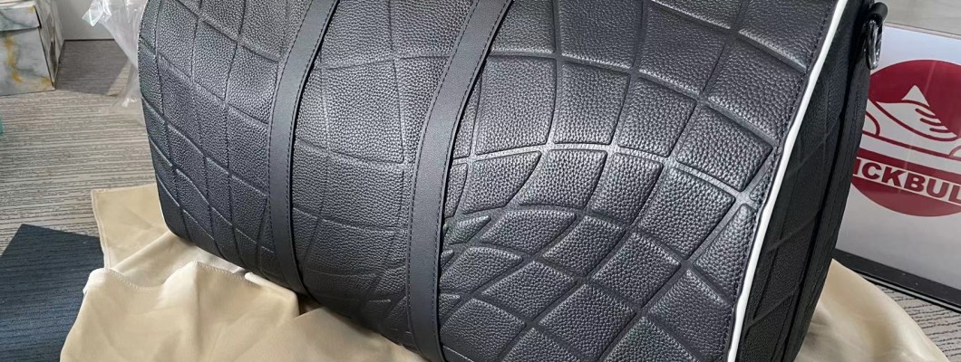 LV louis vuitton Handbags Black bags kickbulk custom made reviews Camera photos LV louis vuitton Handbags Black bags kickbulk custom made reviews Camera photos