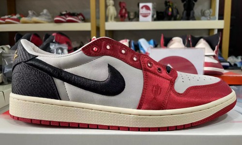 TROPHY ROOM X AIR JORDAN 1 RETRO LOW OG SP 'ROOKIE CARD - AWAY' 2024 FN0432-100 Kickbulk Sneaker ankle shoes reviews