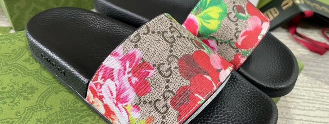 Gucci Slippers Kickbulk Sneaker sheos slides retail wholesale free shipping Gucci Slippers Kickbulk Sneaker sheos slides retail wholesale free shipping