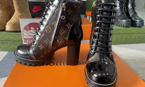 Louis vuitton boots Kickbulk sneaker custom made shoes retail wholesale reviews