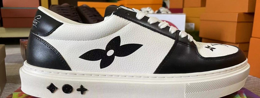 LV Trainer sneakers white black kickbulk shoes retail wholesale reviews