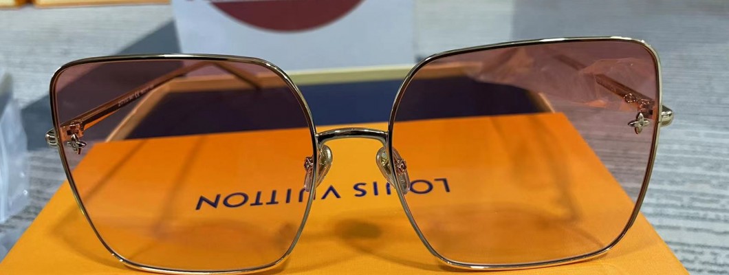 Louis Vuitton Sunglasses kickbulk Luxury brand retial wholesale worldwide free shipping discount reviews Louis Vuitton Sunglasses kickbulk Luxury brand retial wholesale worldwide free shipping discount reviews