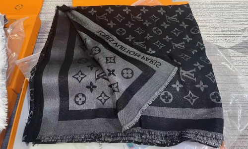 LV scarf kickbulk luxury retail reviews
