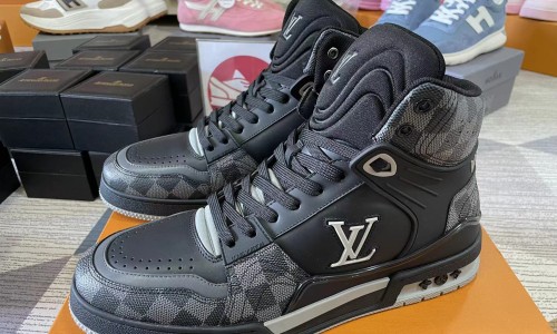 LV shoes kickbulk luxury sneaker retail wholesale free shipping
