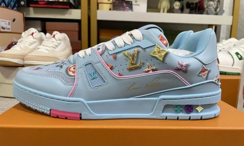 Louis Vuitton shoes Kickbulk sneaker luxury retial wholesale reviews