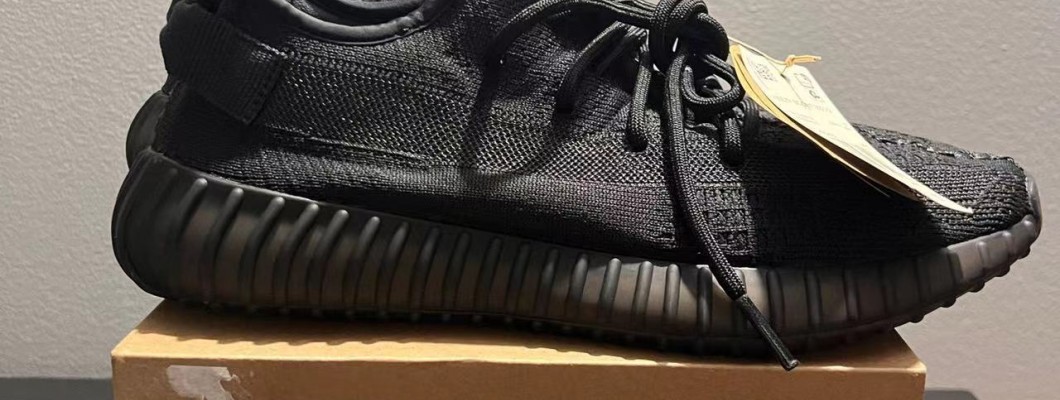 Adidas Yeezy Boost 350 V2 'Onyx' HQ4540 2022 Kickbulk Sneaker shoes customer reviews Adidas Yeezy Boost 350 V2 'Onyx' HQ4540 2022 Kickbulk Sneaker shoes customer reviews