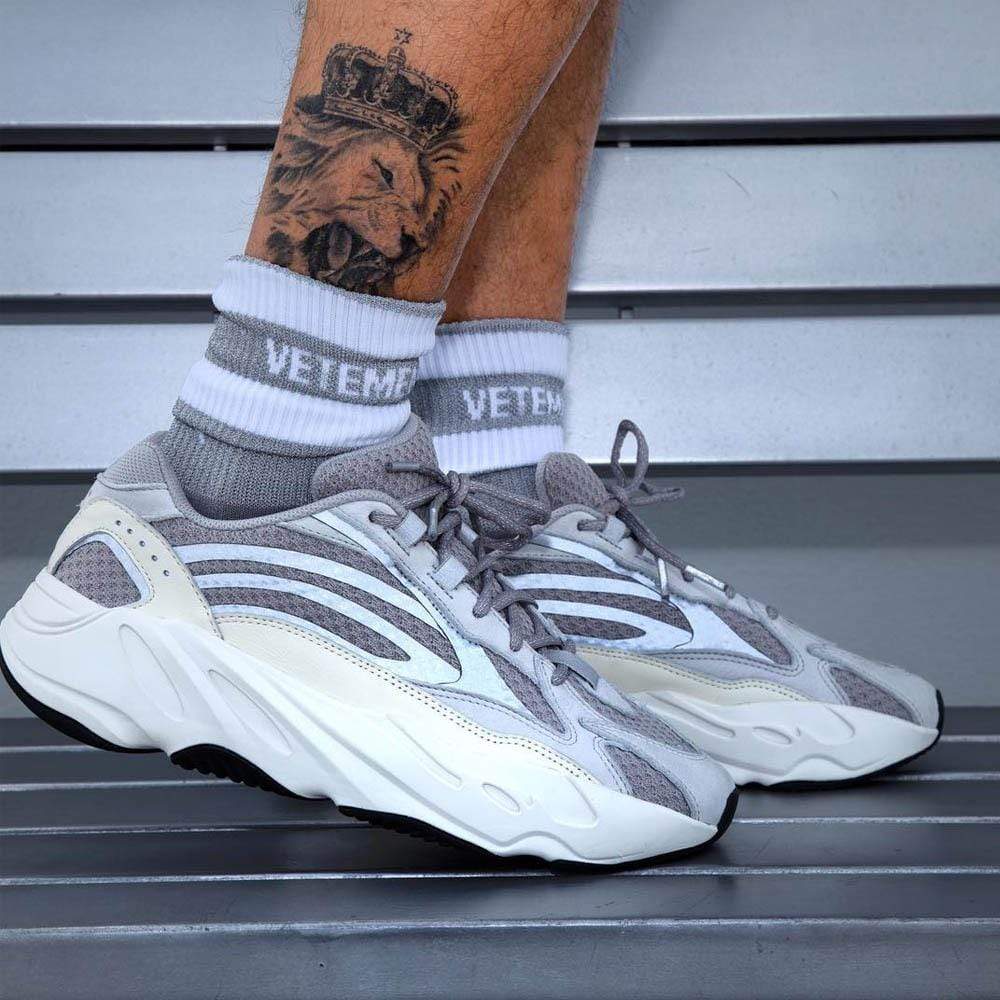 Adidas Yeezy Boost 700 V2 Static Ef2829 7 - www.kickbulk.co