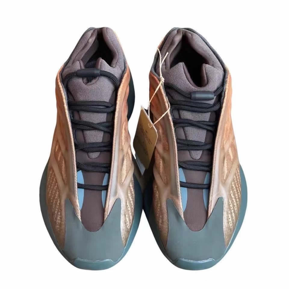 Adidas Yeezy Boost 700 V3 Copfad Gy4109 2 - www.kickbulk.co