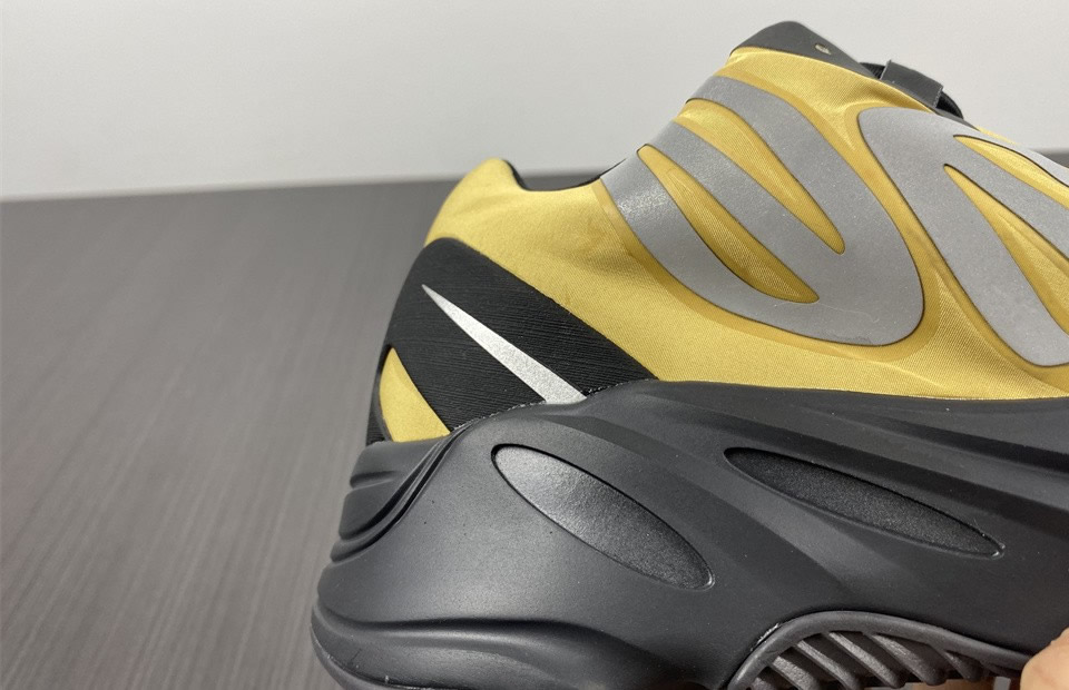 Yeezy Boost 700 Mnvn Honey Flux Gz0717 10 - www.kickbulk.co