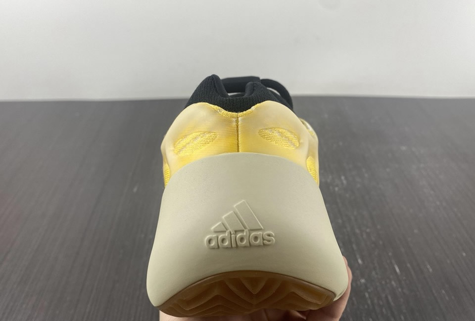 Aiddas Yeezy 700 V3 Mono Safflower Hp5425 15 - www.kickbulk.co