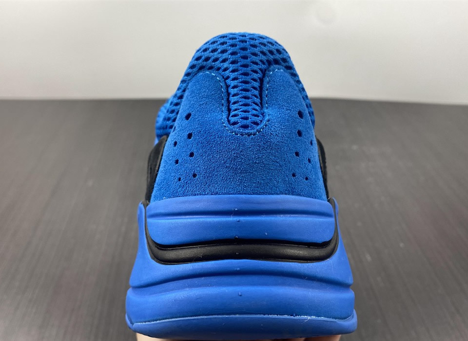 Adidas Yeezy boost 700 Hi res Blue HP6674 16