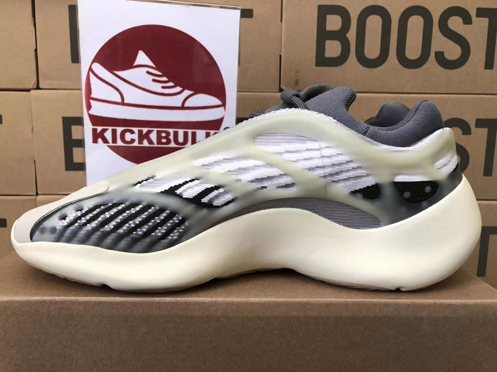 ADIDAS YEEZY 700 V3 FADE SALT ID1674 6