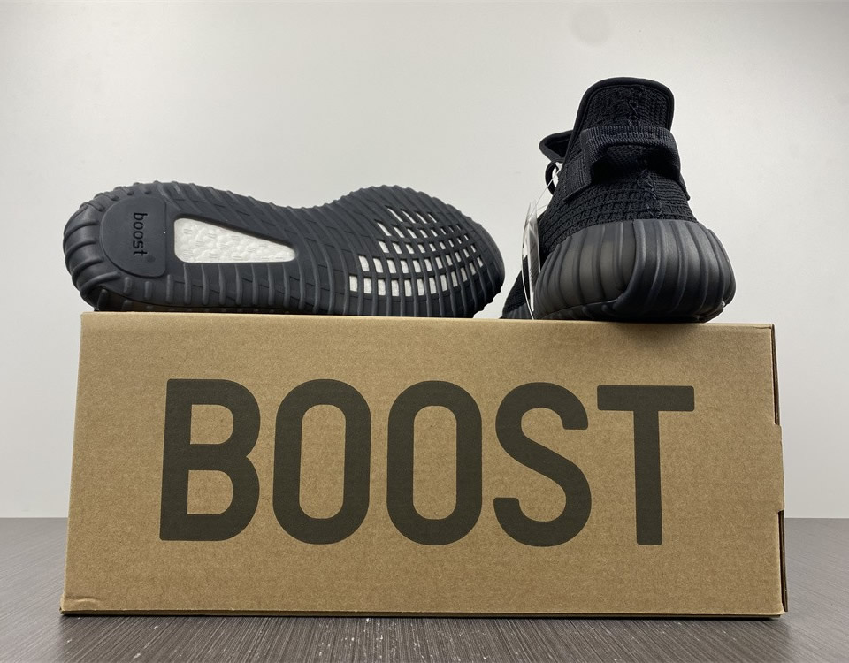 Adidas Yeezy Boost 350 V2 Onyx Hq4540 9 - www.kickbulk.co