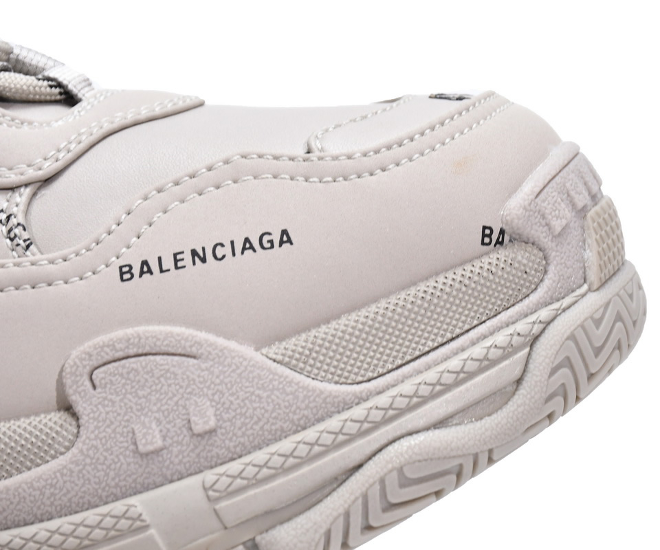 Balenciaga Triple S Letter Beige 524039w2fa19710 17 - www.kickbulk.co