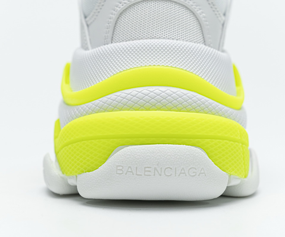 Balenciaga Triple S Fluorescent White 536737w09019088 16 - www.kickbulk.co