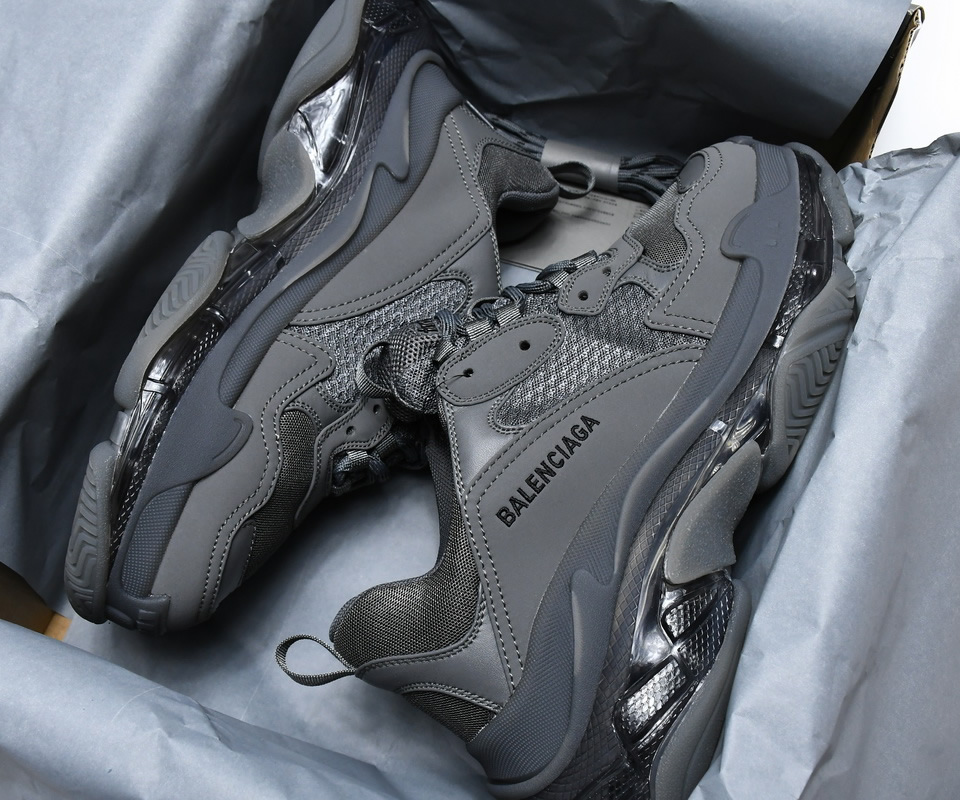 Balenciaga Triple S Charcoal Clearsole Air Cushion 541624w09187669 8 - www.kickbulk.co