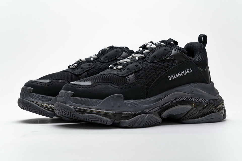 Balenciaga Triple Black 541624w09o11000 4 - www.kickbulk.co