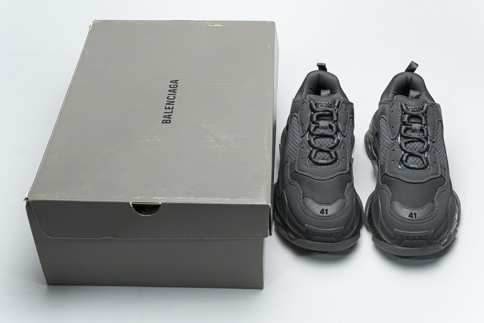 Balenciaga Triple S Dark Grey 541624w2ga11601 5 - www.kickbulk.co