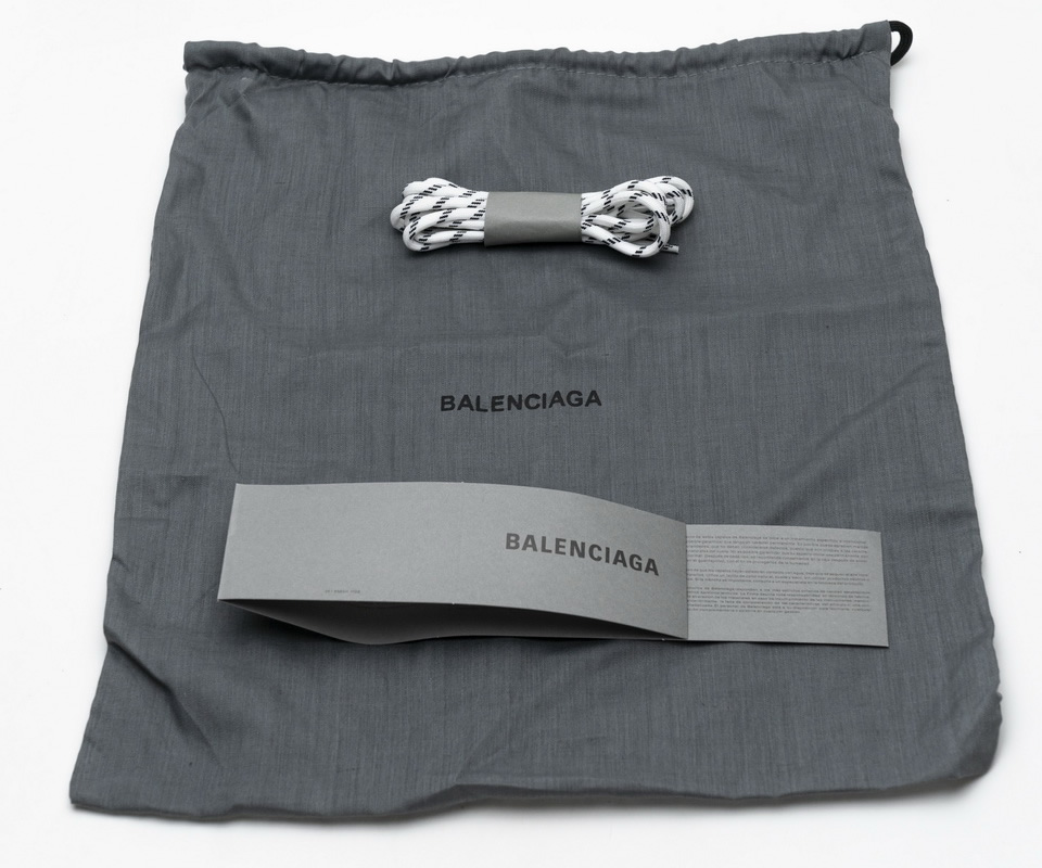 Balenciaga Triple S White Green 544351w09e11331 24 - www.kickbulk.co