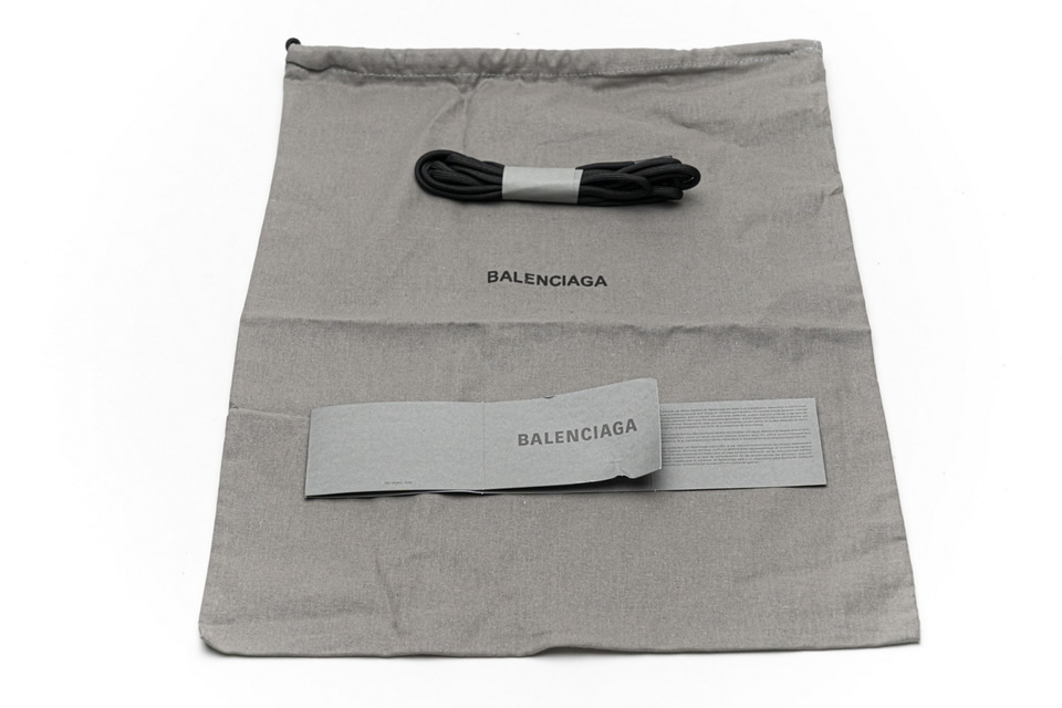Balenciaga Track 2 Sneaker Grey Red 570391w2gn31003 20 - www.kickbulk.co