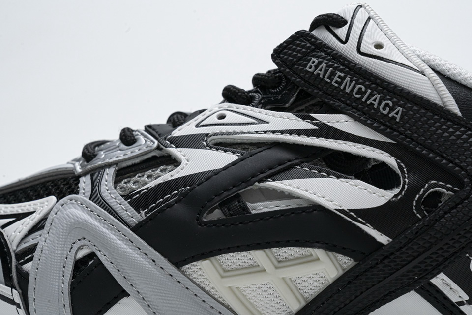 Balenciaga Drive Sneaker Grey Black 624343w2fd11019 11 - www.kickbulk.co