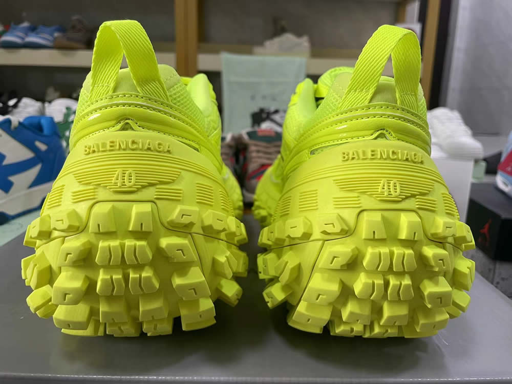 Balenciaga Defender Rubber Fluo Yellow Black 685613w2rab7510 5 - www.kickbulk.co