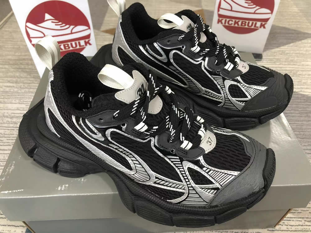 Balenciaga Runner Sneaker Black Silver 734733w3rb50218 4 - www.kickbulk.co