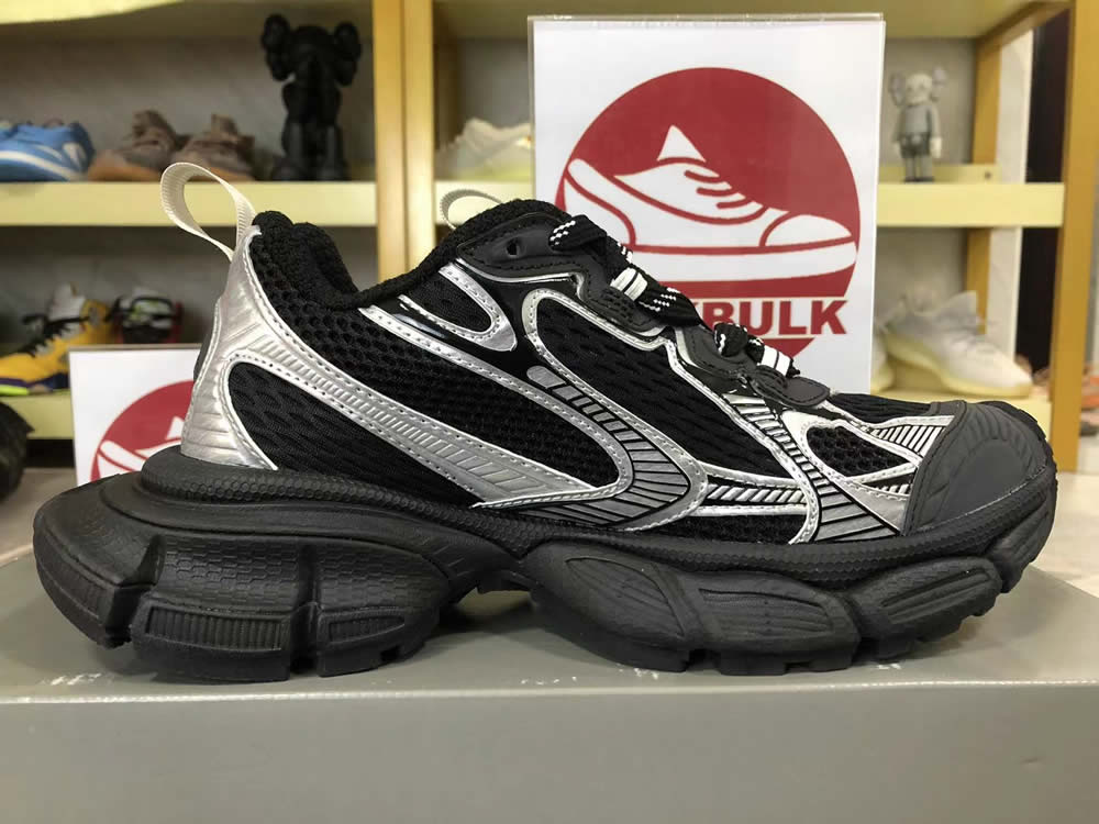 Balenciaga Runner Sneaker Black Silver 734733w3rb50218 9 - www.kickbulk.co
