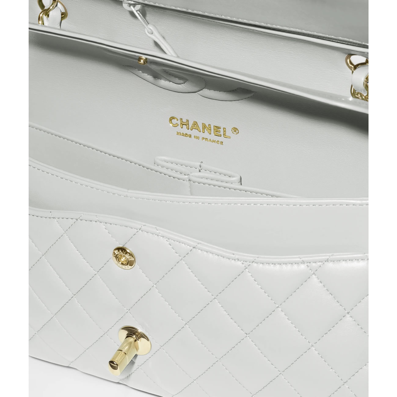 Chanel Classic Handbag 23 - www.kickbulk.co