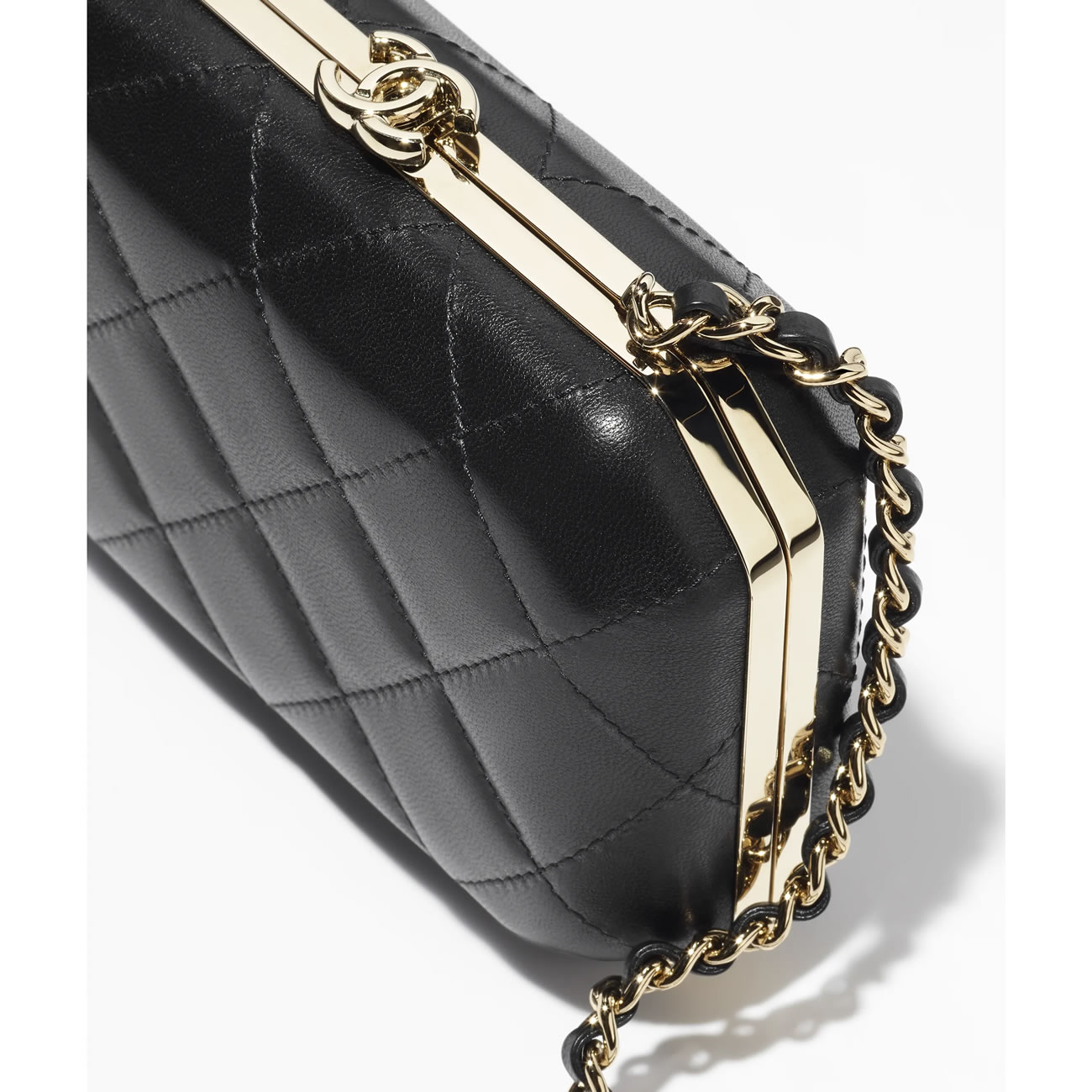 Chanel Small Clutch 18 - www.kickbulk.co