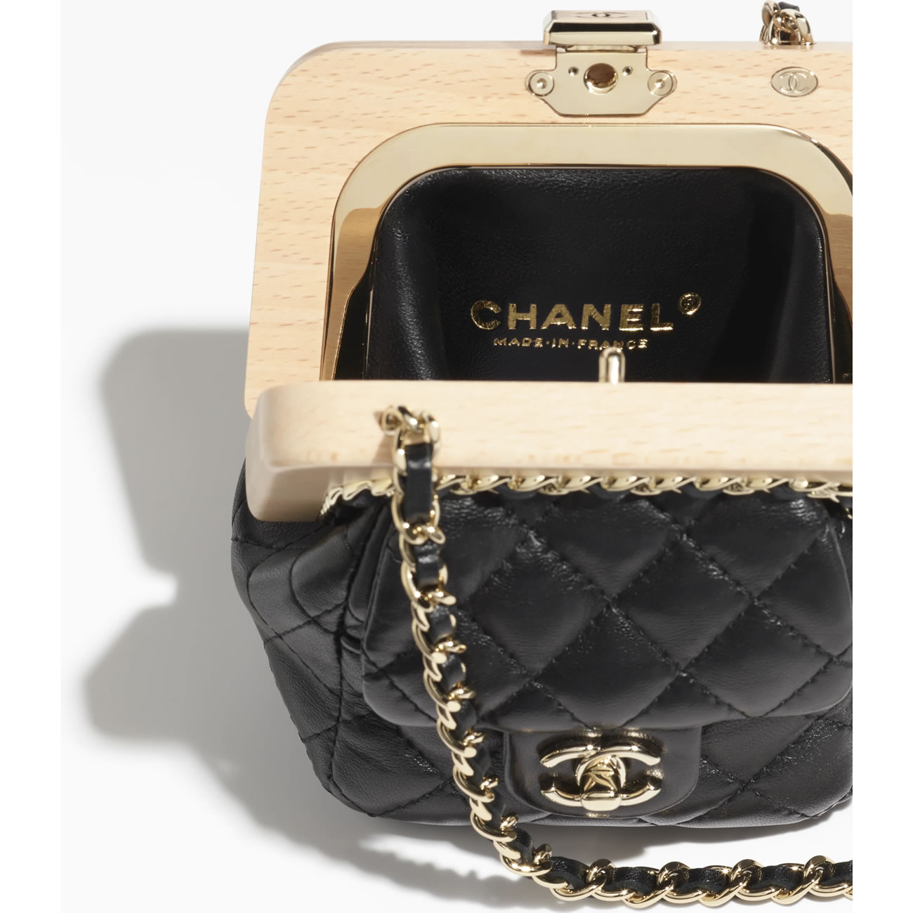 Chanel Small Clutch 3 - www.kickbulk.co