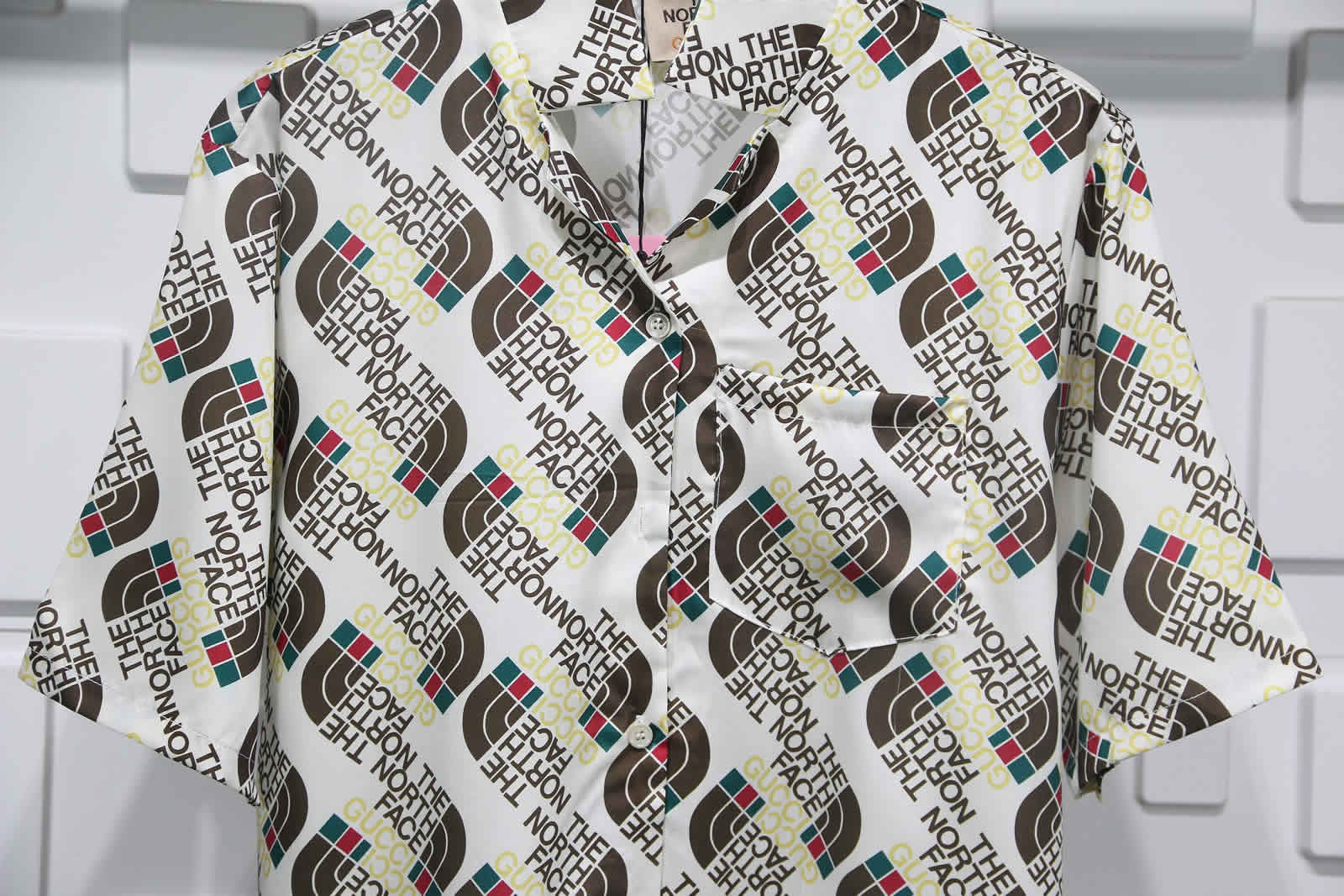 Gucci The North Face Silk Shirt 9 - www.kickbulk.co