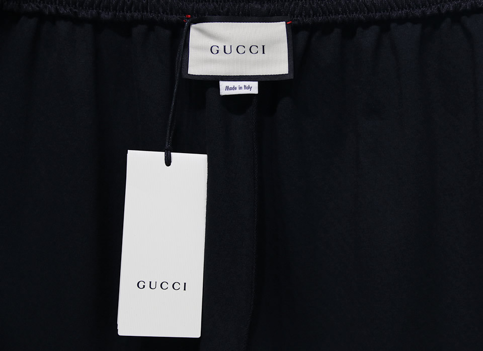 Gucci Twist Webbing Shorts 10 - www.kickbulk.co