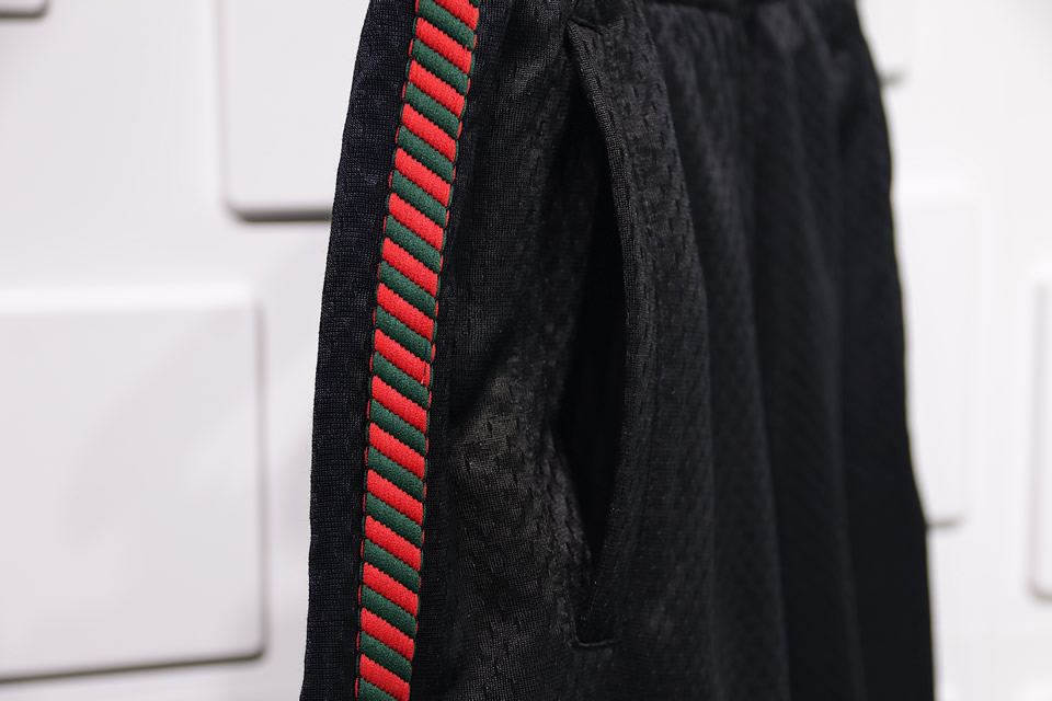 Gucci Twist Webbing Shorts 7 - www.kickbulk.co