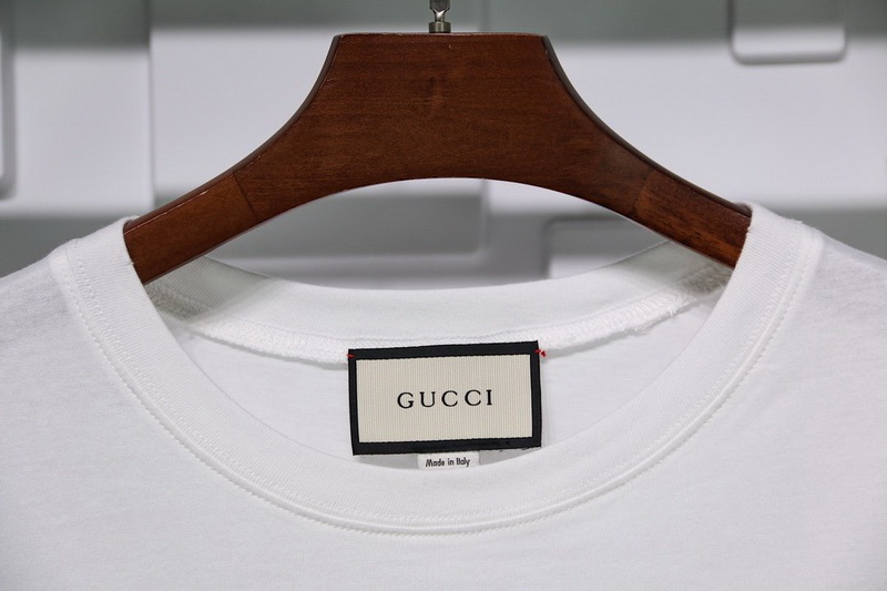 Gucci T Shirt Signature Graffiti Pure Cotton White Black 14 - www.kickbulk.co