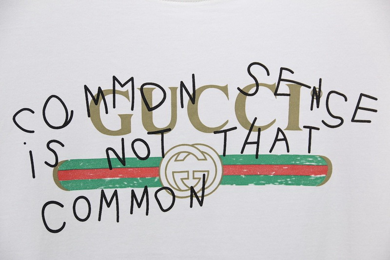 Gucci T Shirt Signature Graffiti Pure Cotton White Black 17 - www.kickbulk.co