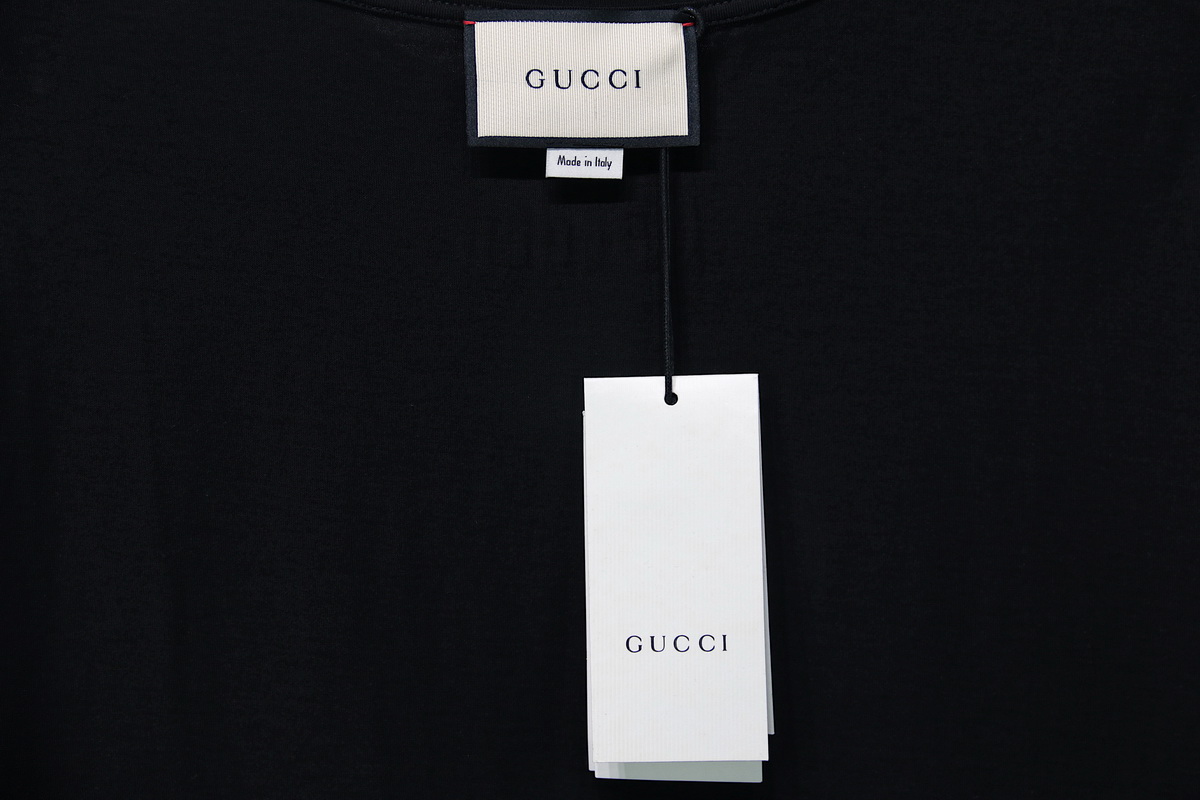 Gucci Orangutan T Shirt 8 - www.kickbulk.co