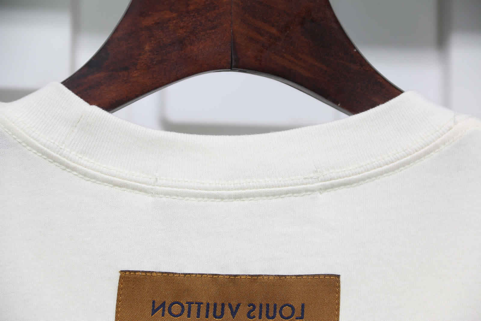 Louis Vuitton Catwalk T Shirt 2021 25 - www.kickbulk.co