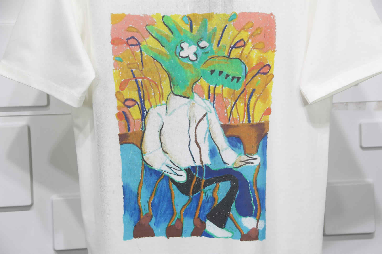 Louis Vuitton Graffiti Monster T Shirt 10 - www.kickbulk.co