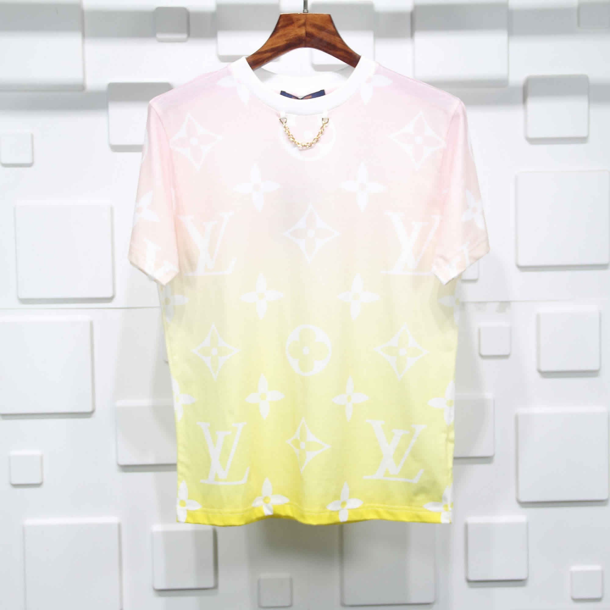 Louis Vuitton Red Yellow Gradient T Shirt 1 - www.kickbulk.co