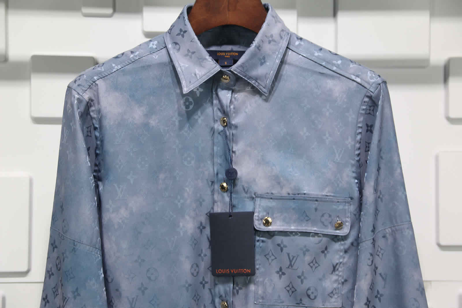 Louis Vuitton Silk Shirt 5 - www.kickbulk.co