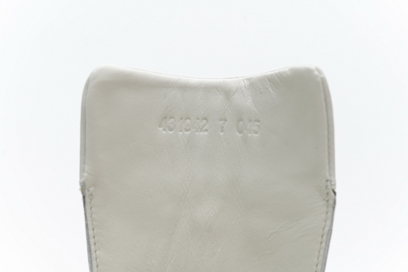 Gucci Little Bee Sneakers 429446a39gq9085 25 - www.kickbulk.co