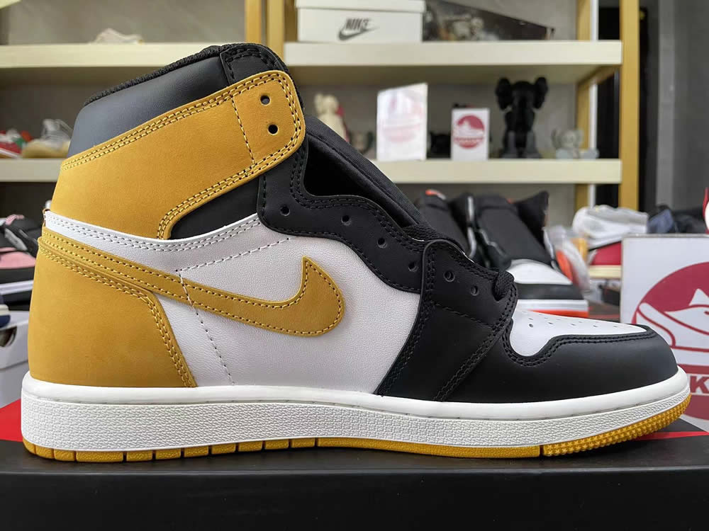 Air Jordan 1 Retro High Og Best Hand In The Game Yellow Ochre 555088 109 9 - www.kickbulk.co
