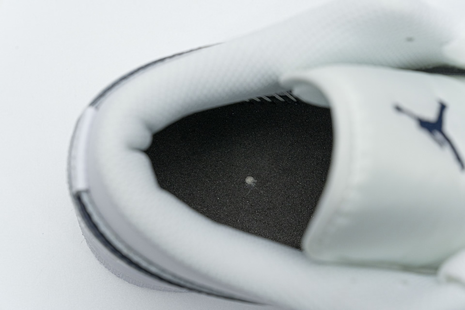 Nike Air Jordan 1 Low White Obsidian 553558 114 18 - www.kickbulk.co