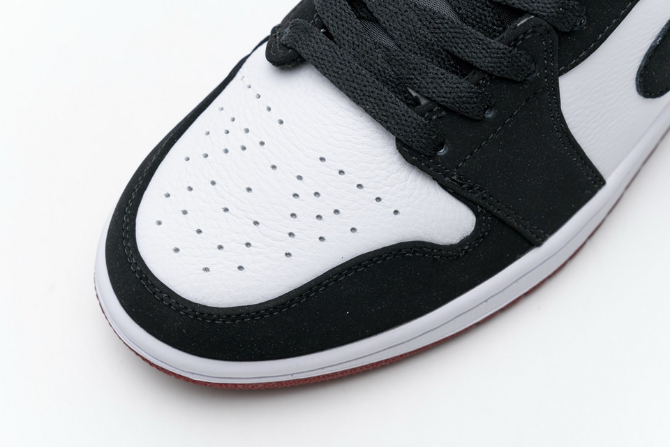 Nike Air Jordan 1 Low Black Toe 553558 116 18 - www.kickbulk.co